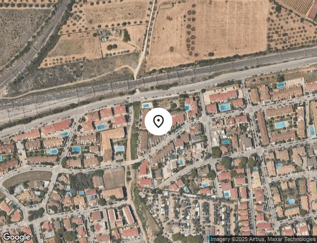 Housing at undefined Industria , 48